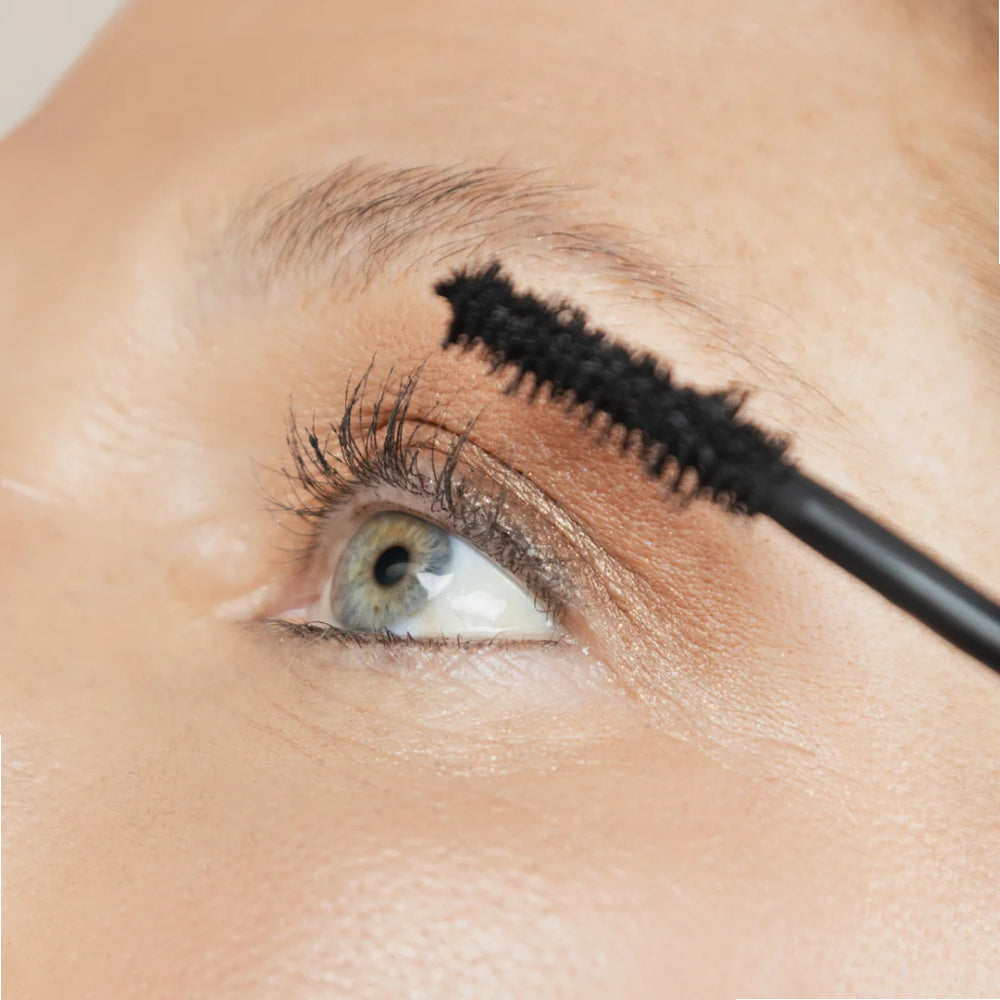 Bio Charged Plant-Powered Volumizing Mascara